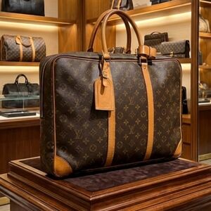 Dbl Authenticated Louis Vuitton Brown Monogram Travel Bag